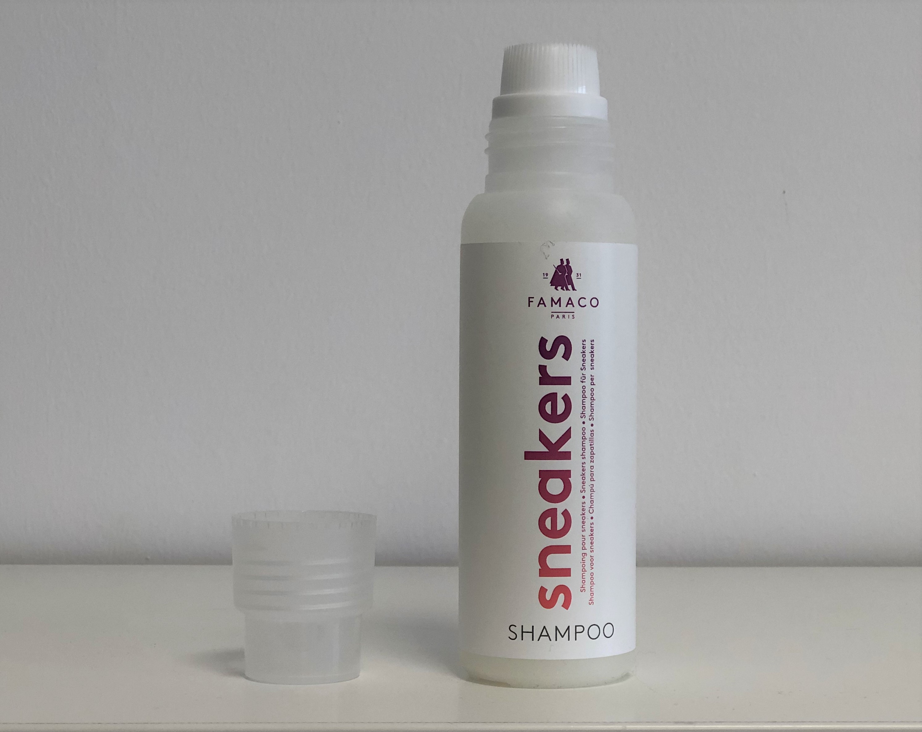 shampú para zapatillas